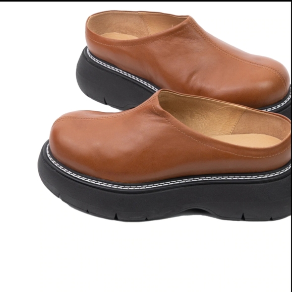 L'Intervalle Tupin leather clogs - Picture 2 of 9